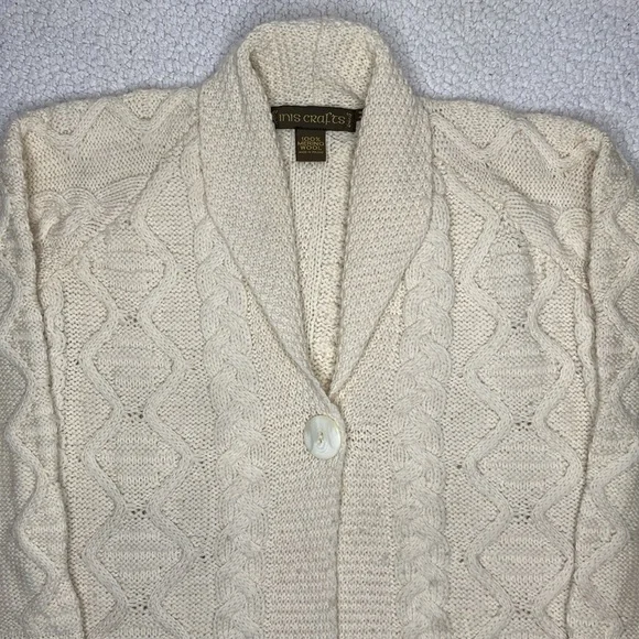 Inis Craft Merino Wool Cable Knit Cardigan: Size Medium - Picture 3 of 11